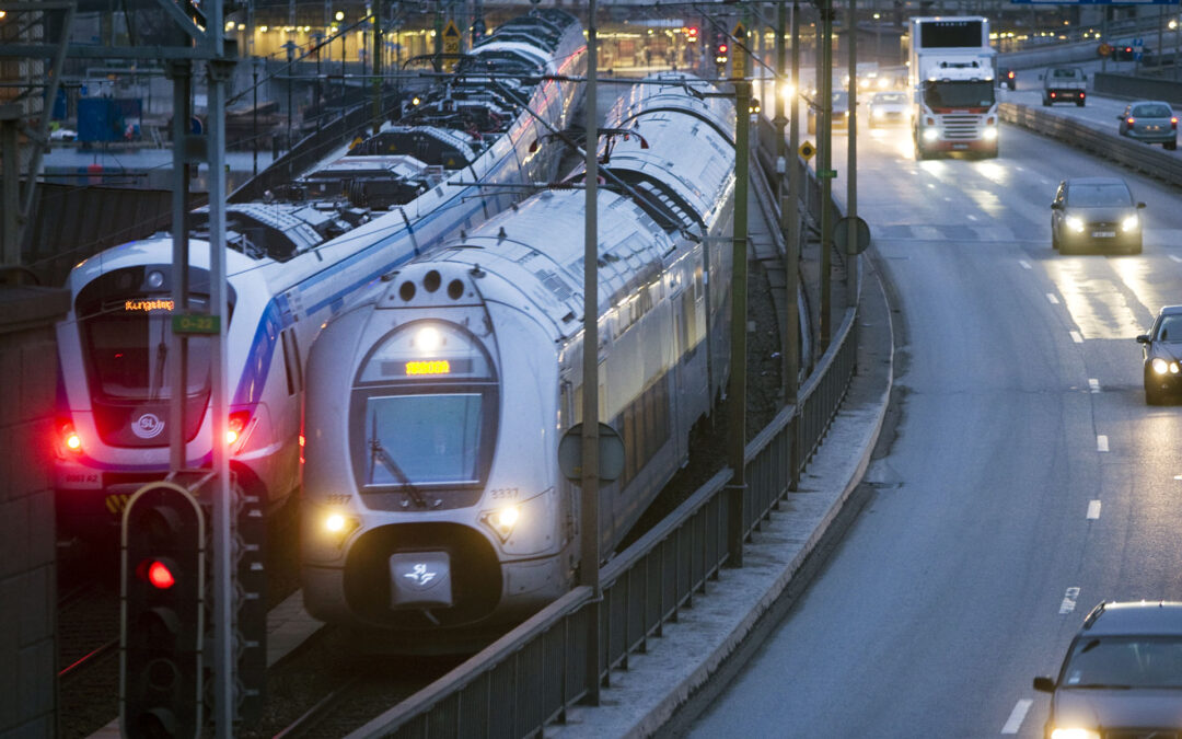 Vild strejk skapar kaos i SL-trafiken